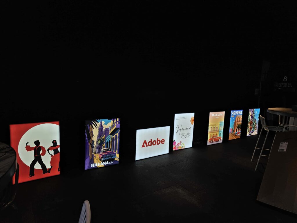 custom logo branded light boxes